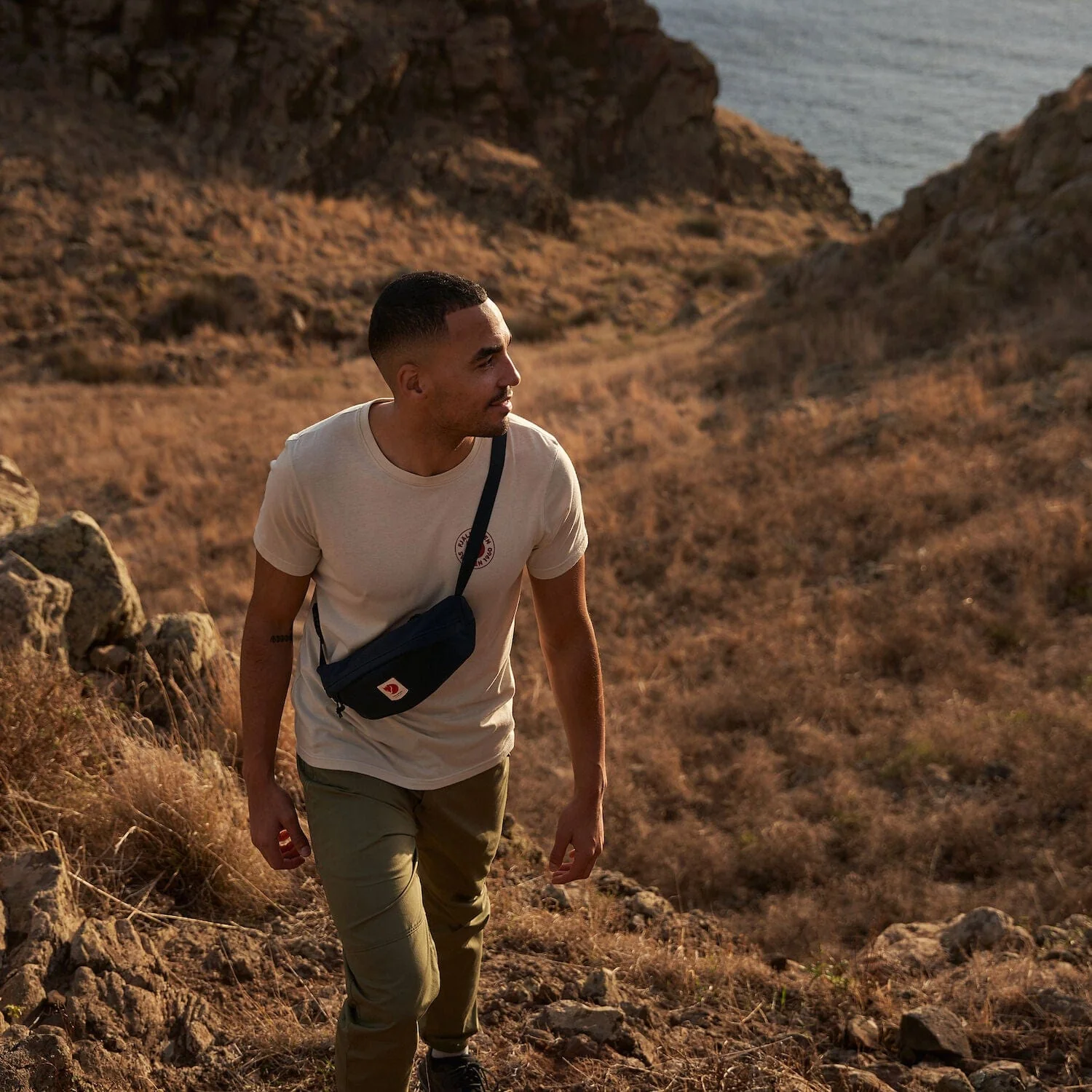 1960 Logo T-shirt M - Image 7